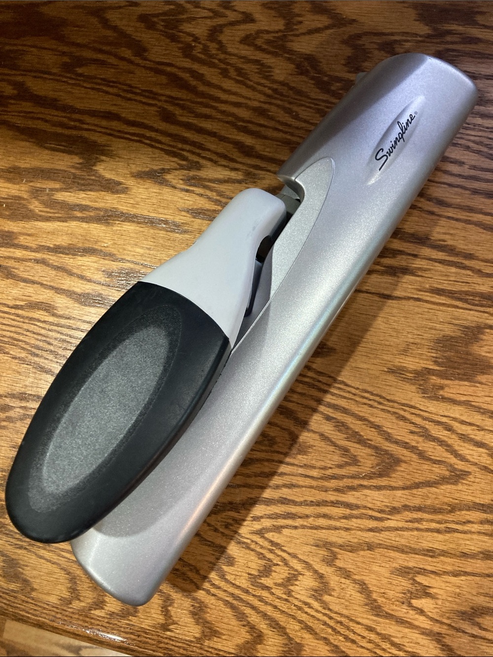 Silver & Black Heavy Duty 3 hole punch